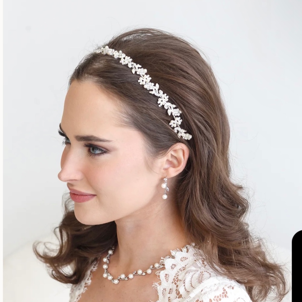 AllureWeddingJewelry Floral Vine Headband